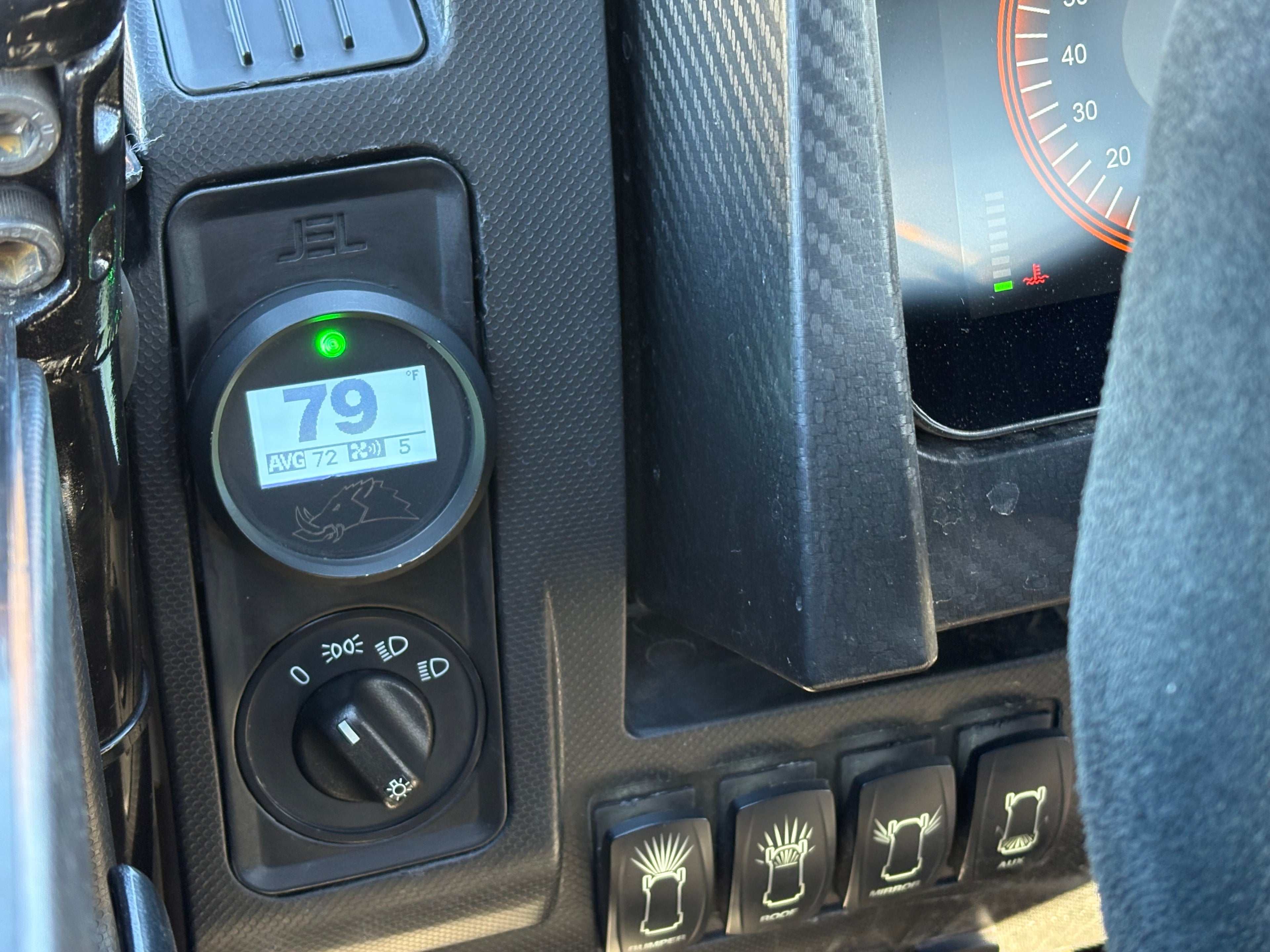 Free JEL Mount For Speed UTV Included with Razorback Technology Belt Temp Gage